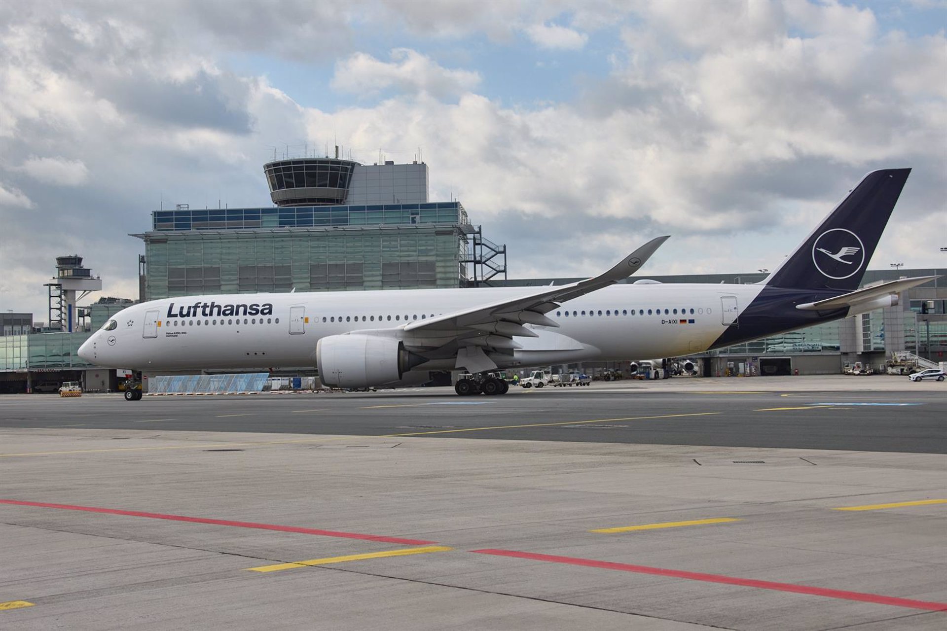 Lufthansa traslada seis Airbus A350-900 a Fránkfurt para compensar el retraso en la entrega de aviones