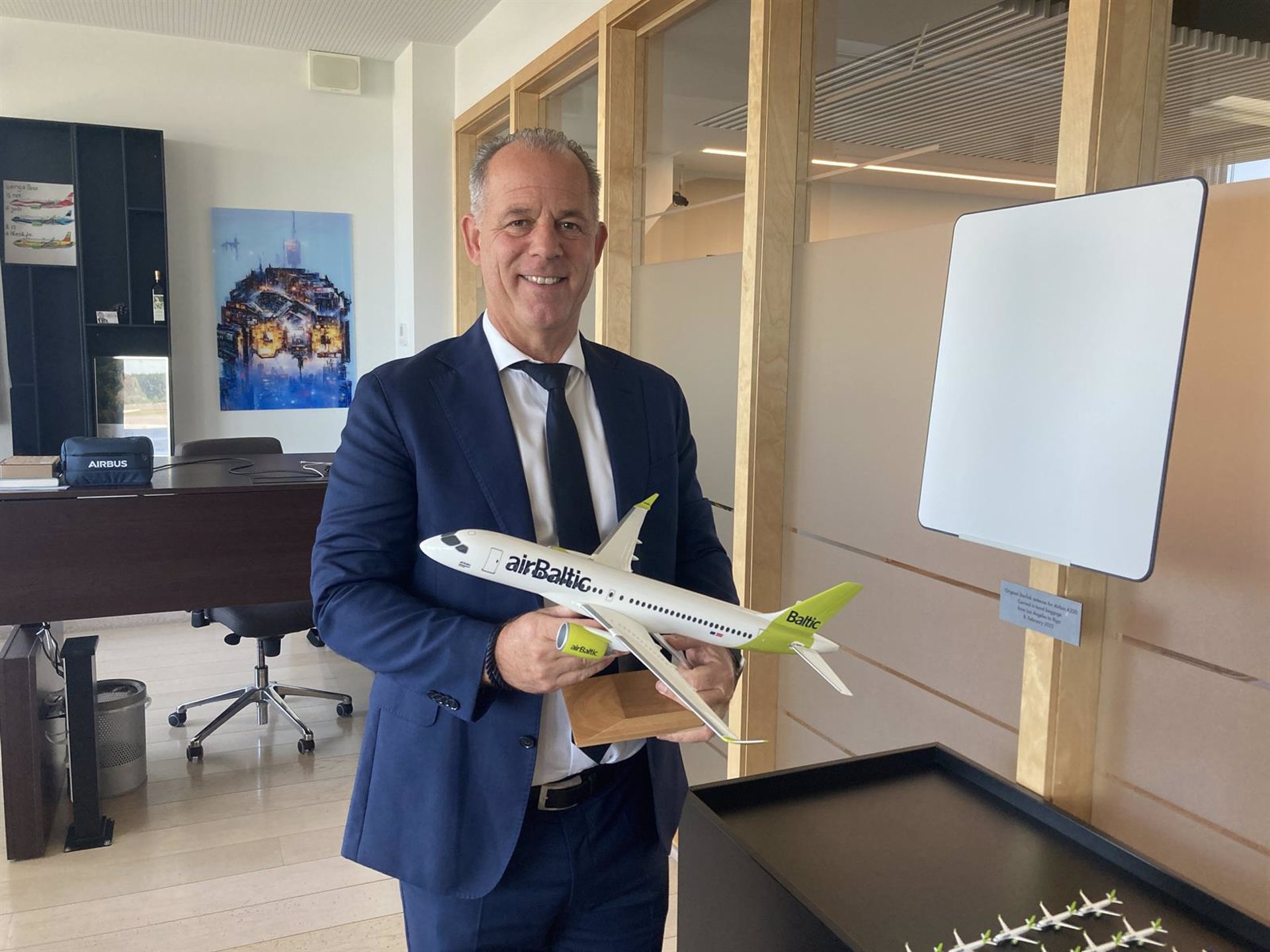 Air Baltic despide a su consejero delegado tras perder la confianza de Letonia, principal accionista
