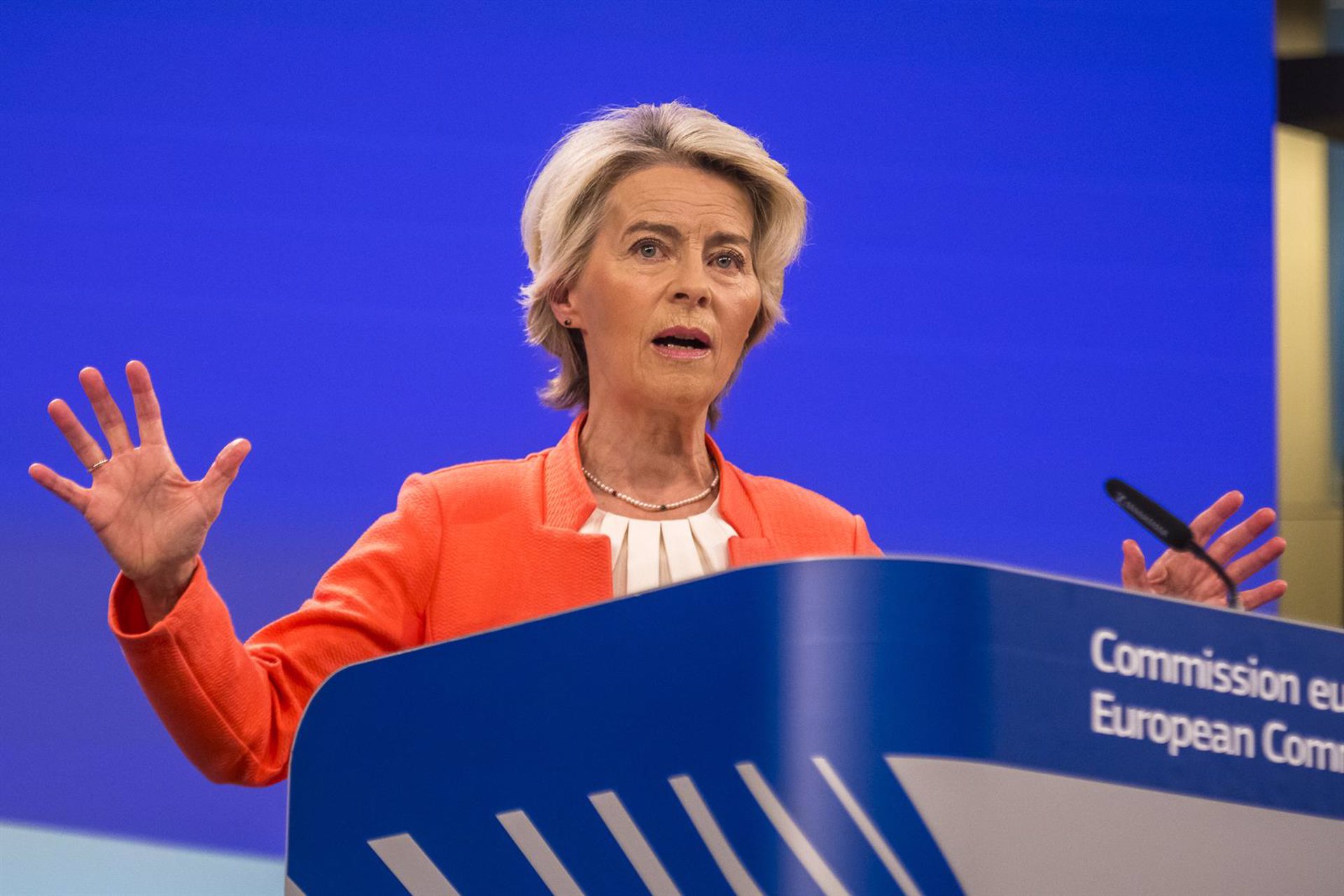 Economía-. Von der Leyen pide a Pekín apoyar un sistema «fuerte, libre y justo» frente a la guerra arancelaria de Trump