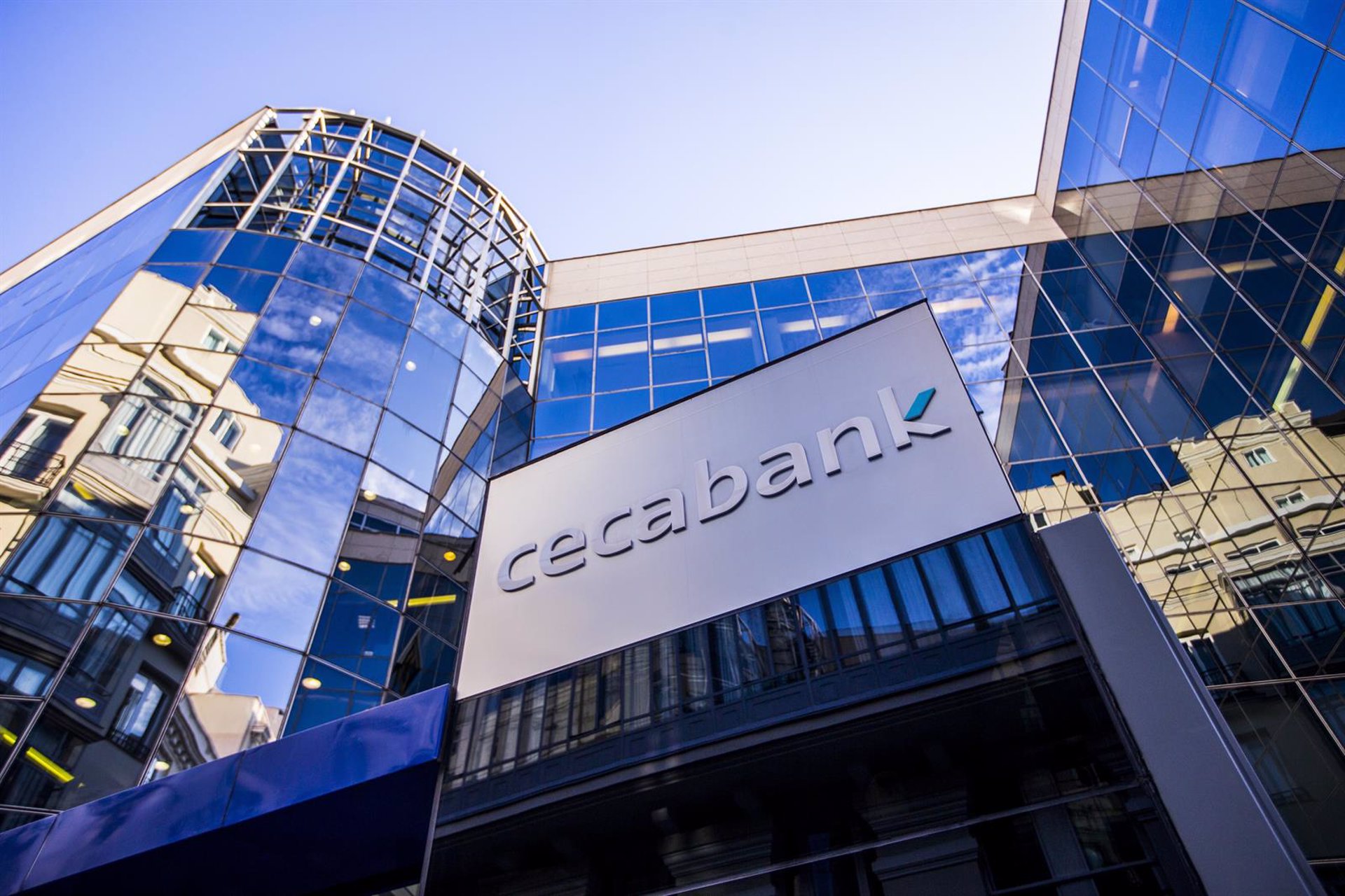Cecabank nombra consejeras independientes a María Concepción Jiménez y Ana Santillán