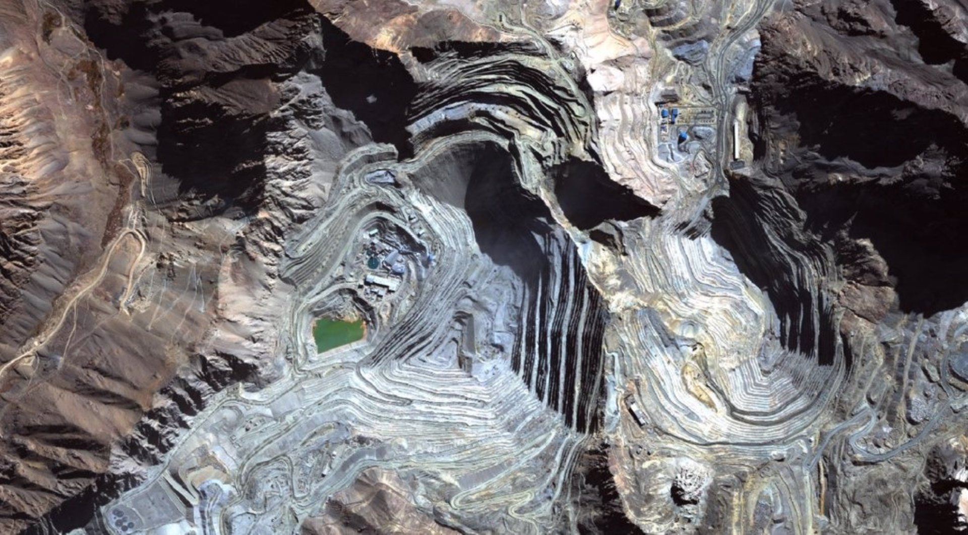 El Gobierno chileno pide a la oposición que se informe «debidamente» sobre el acuerdo de SQM y Codelco