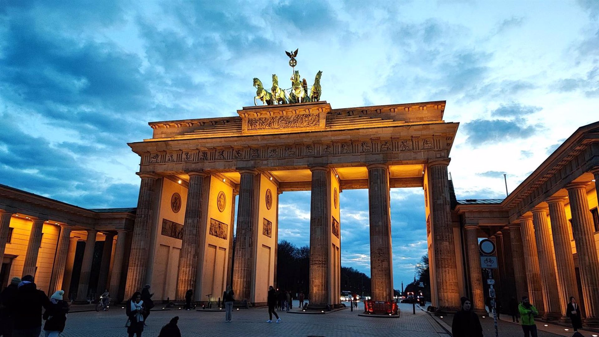 Alemania encadenará su tercer año de recesión, con una contracción del 0,3% del PIB en 2025, según DIHK