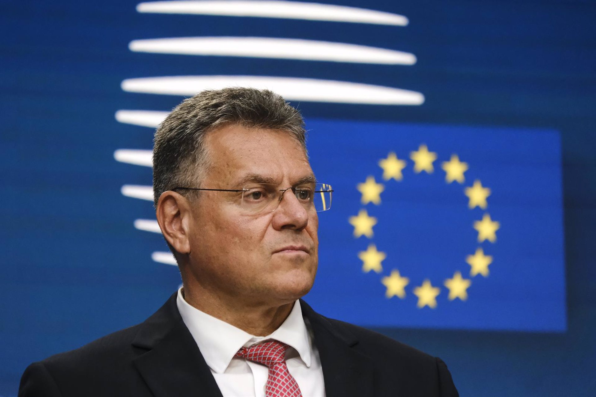 Bruselas y Washington afirman que hay «avances» en la negociación pese a última subida de aranceles de Trump
