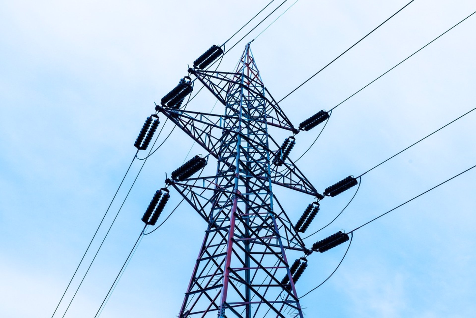 Facua avisa de que las eléctricas no pueden subir tarifas escudándose en el alza de costes tras el apagón