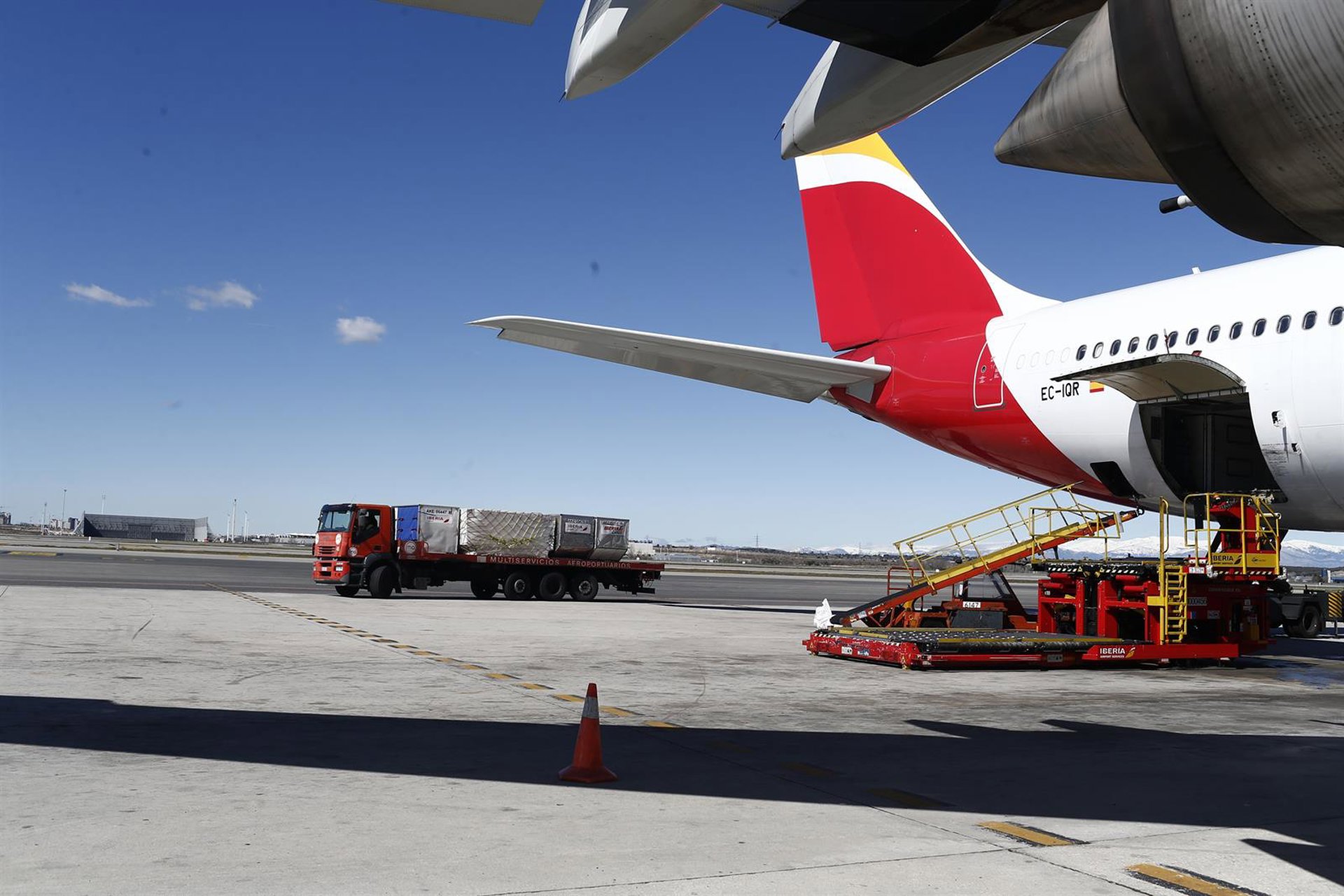 El transporte de carga en Barajas creció un 19% en 2024, hasta las 766.800 toneladas